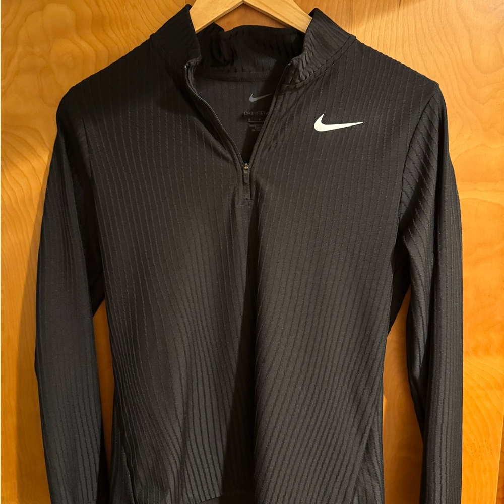 Women’s Nike Quarter Zip Long Sleeve